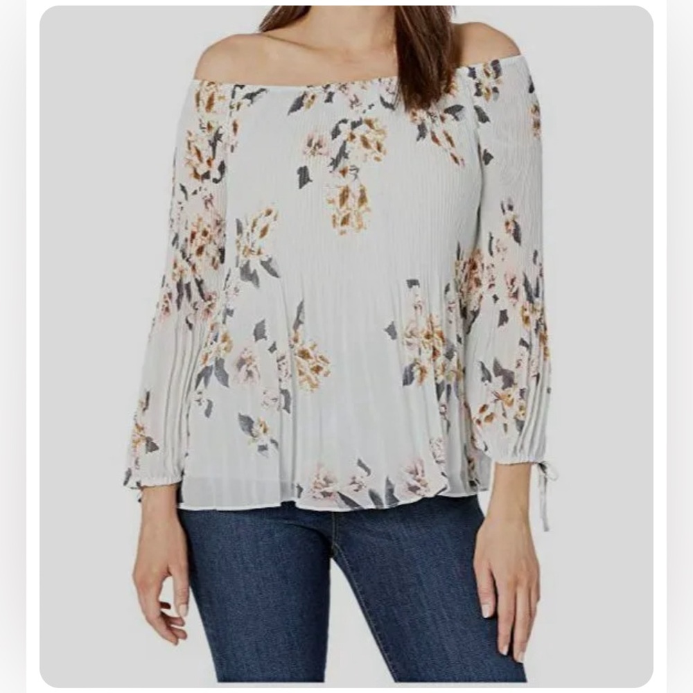 Dynamite | Pleated Blouse